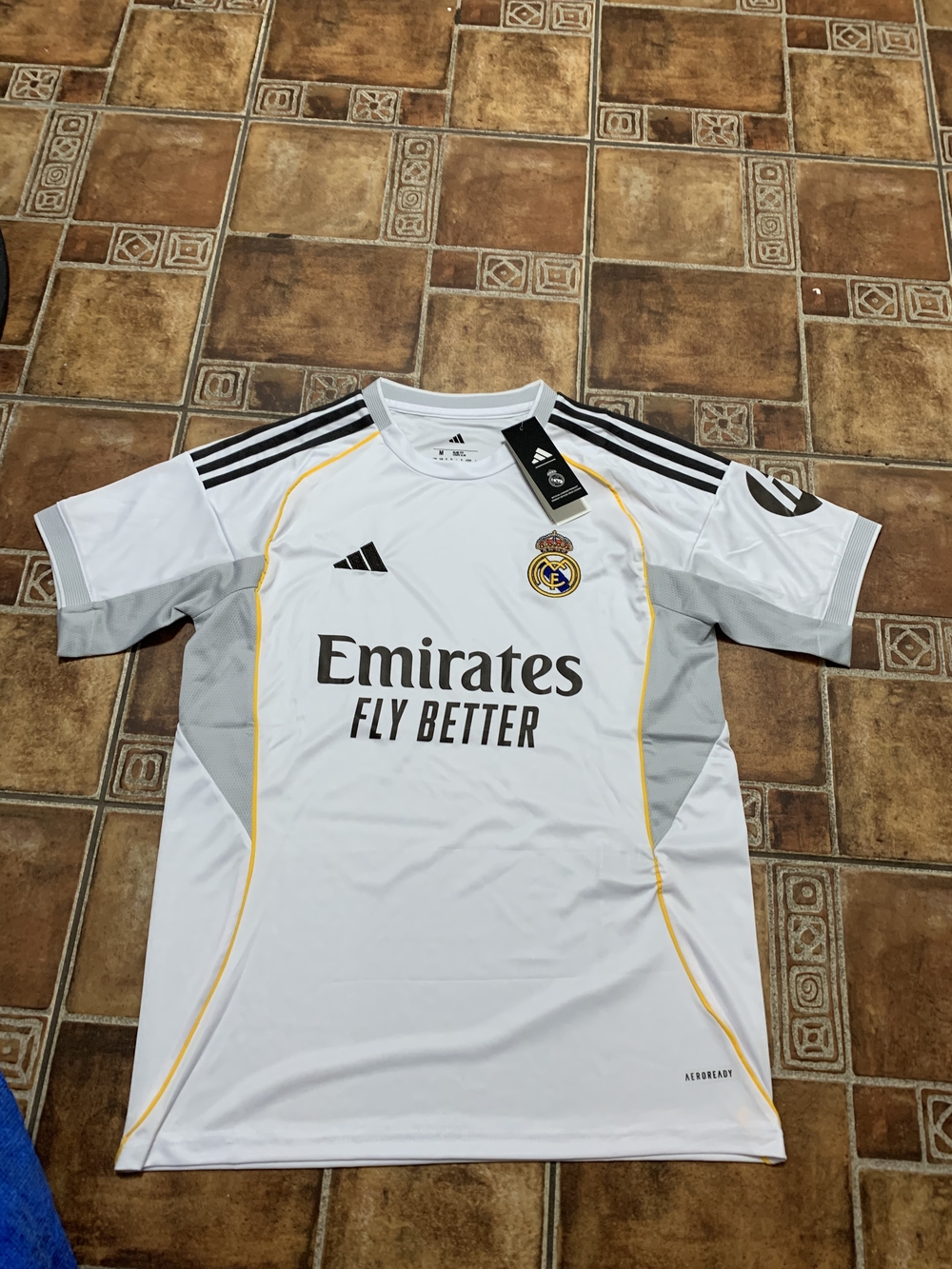 Adidas Real Madrid 2025/26 Jersey Size M